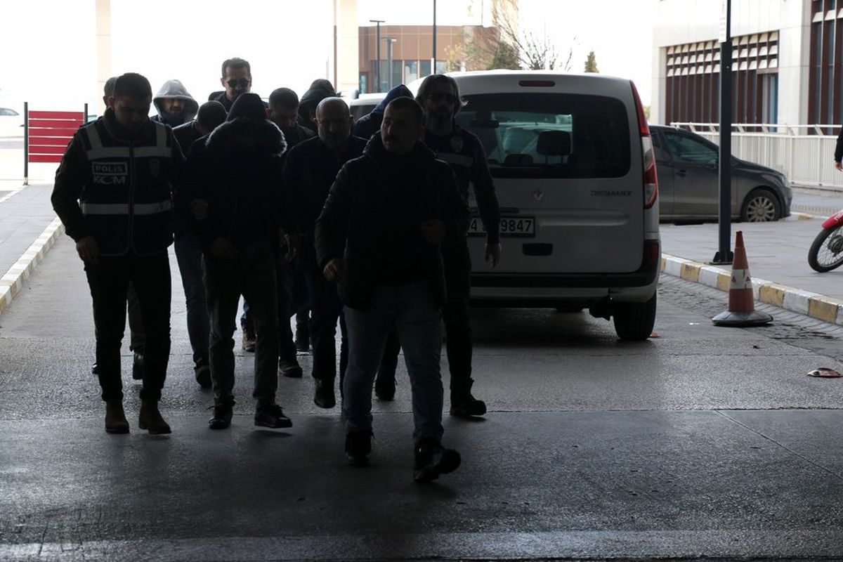 Edirne polisi insan ticareti yapan \'VIP\' şebekesini çökertti