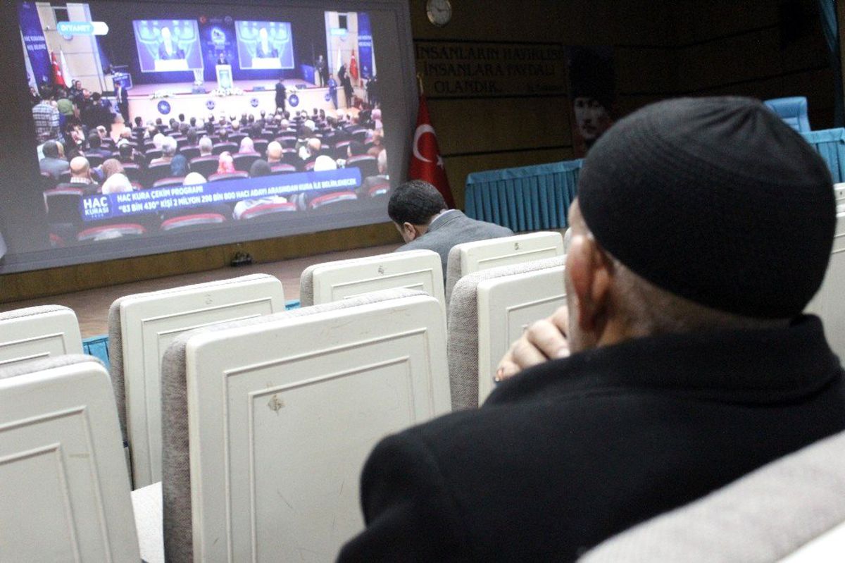Elazığ\'da 27 bin kişi hac kurasına katıldı