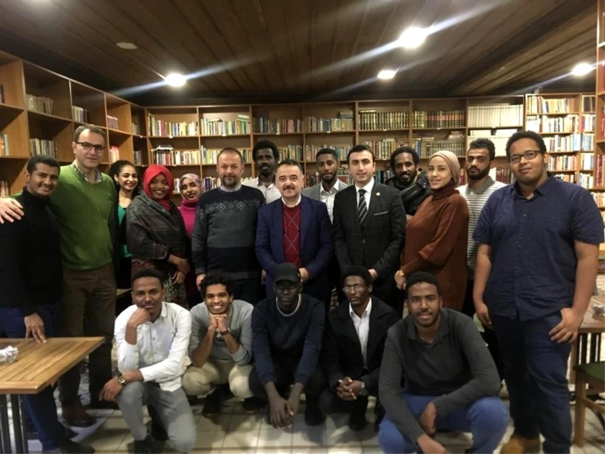 Eskişehir\'de eğitim ve öğretim hayatlarına devam eden Sudanlı öğrenciler bir araya geldi