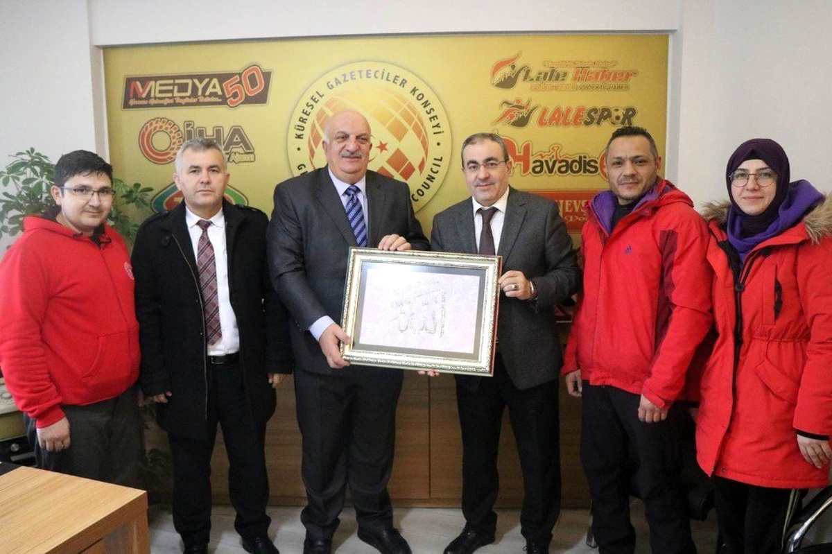 Gençlik ve Spor İl Müdür Ünlüer, KGK\'ni ziyaret etti