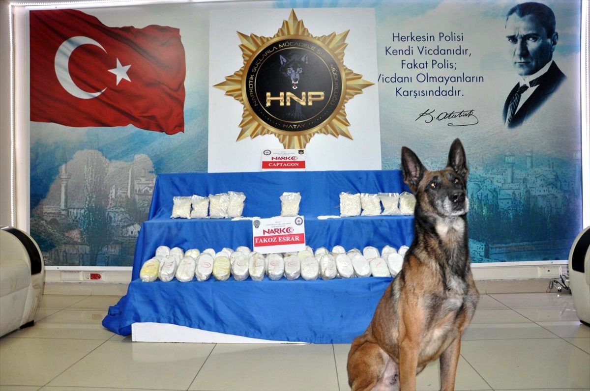 Hatay\'da uyuşturucu operasyonunda 3 şüpheli yakalandı
