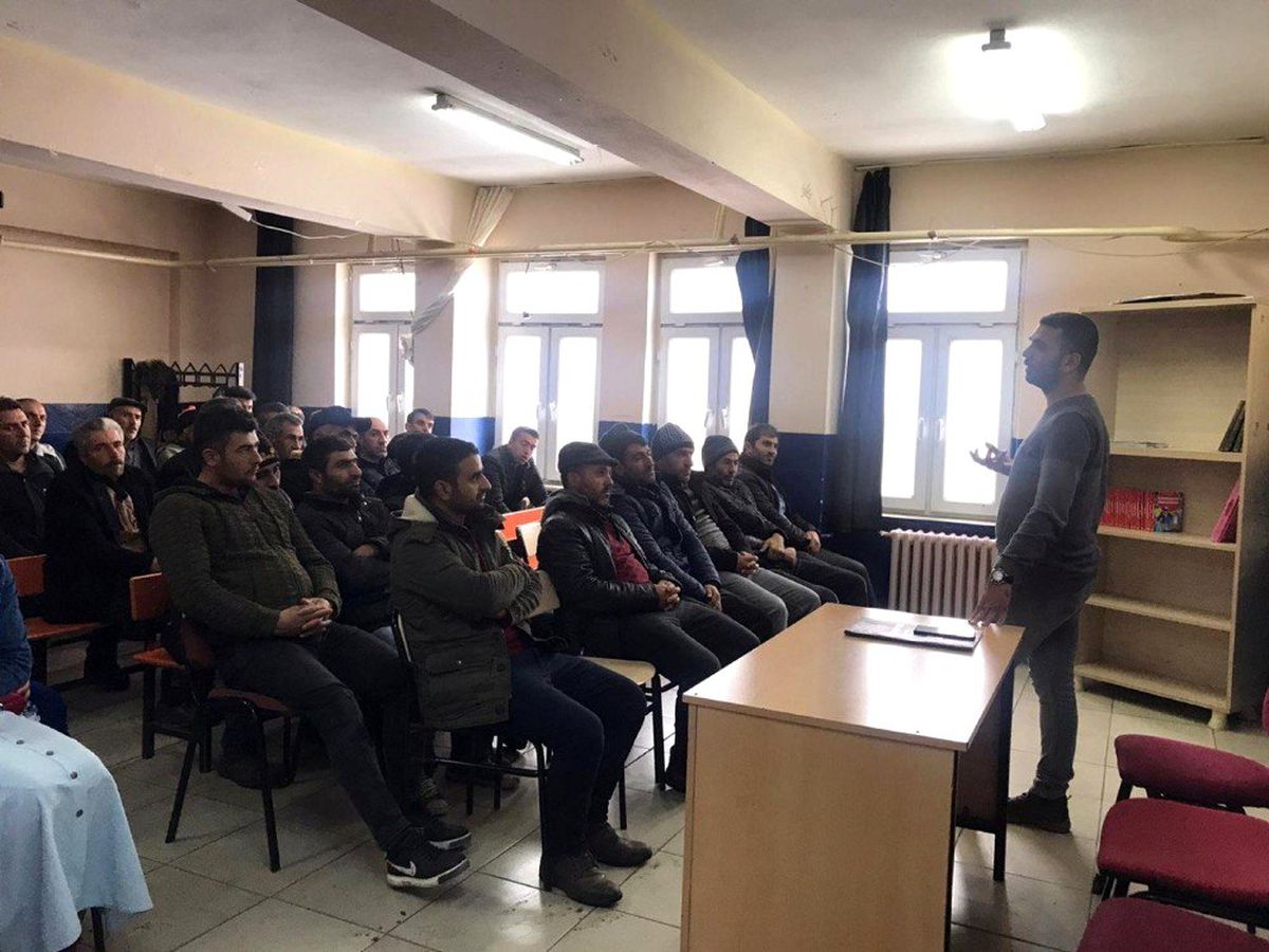 Iğdır\'da "Rehber Öğretmeniz Her Yerdeyiz" projesi