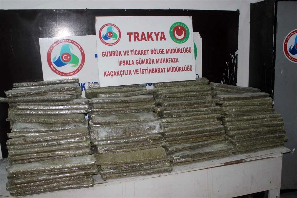 İpsala\'da 177 kilogram esrar ele geçirildi