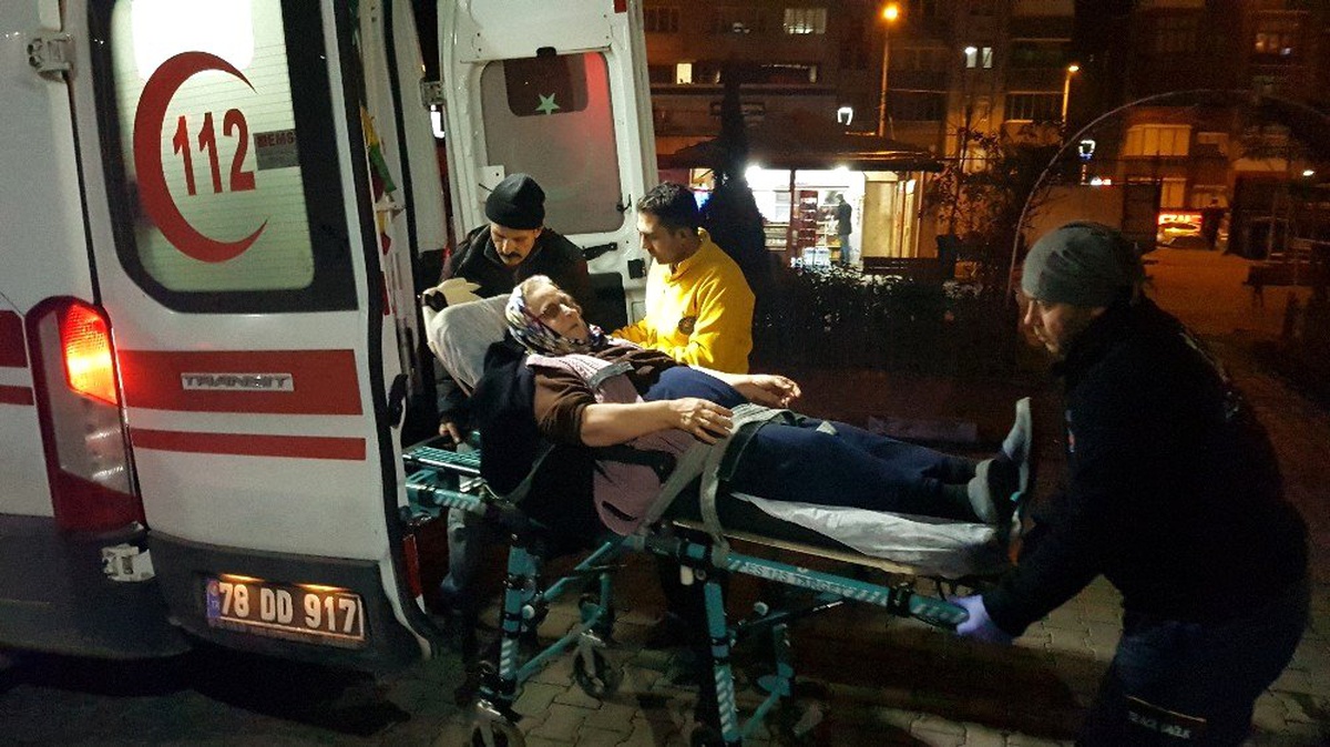 Karabük\'te karbonmonoksit zehirlenmesi şüphesi