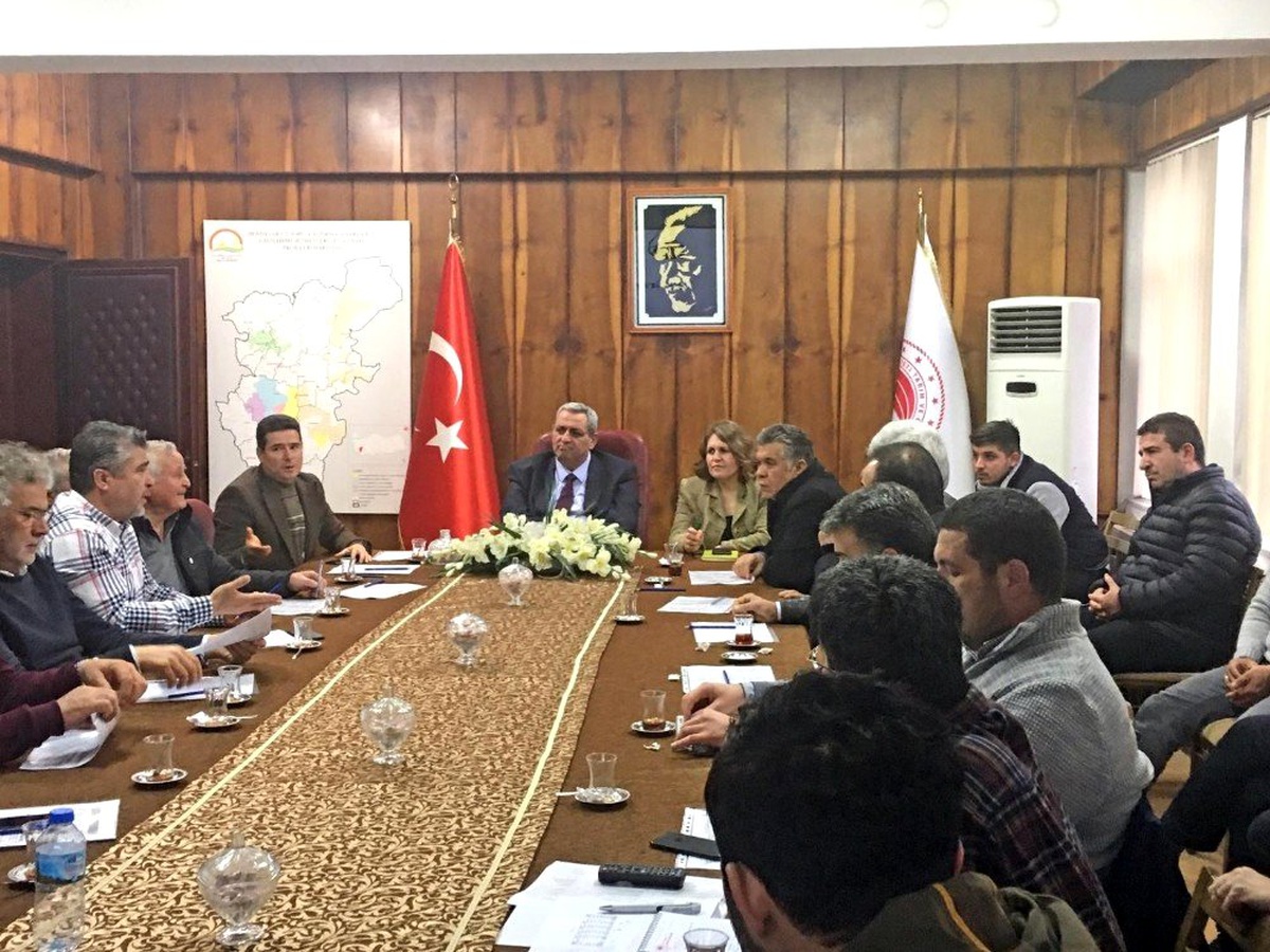 Kekik üreticilerine \'ihracat ve depolama koşulları\' anlatıldı
