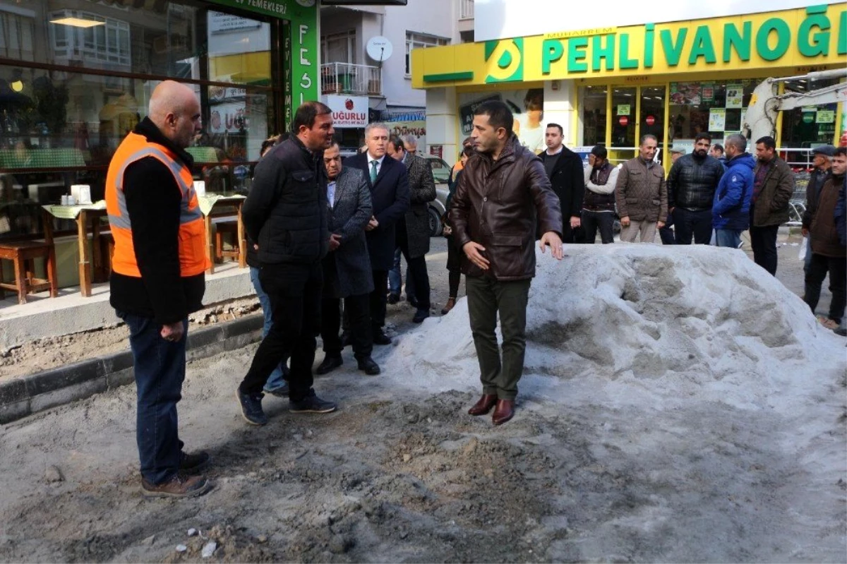 Kuşadası Türkmen Mahallesi\'nde çalışmalar aralıksız sürüyor