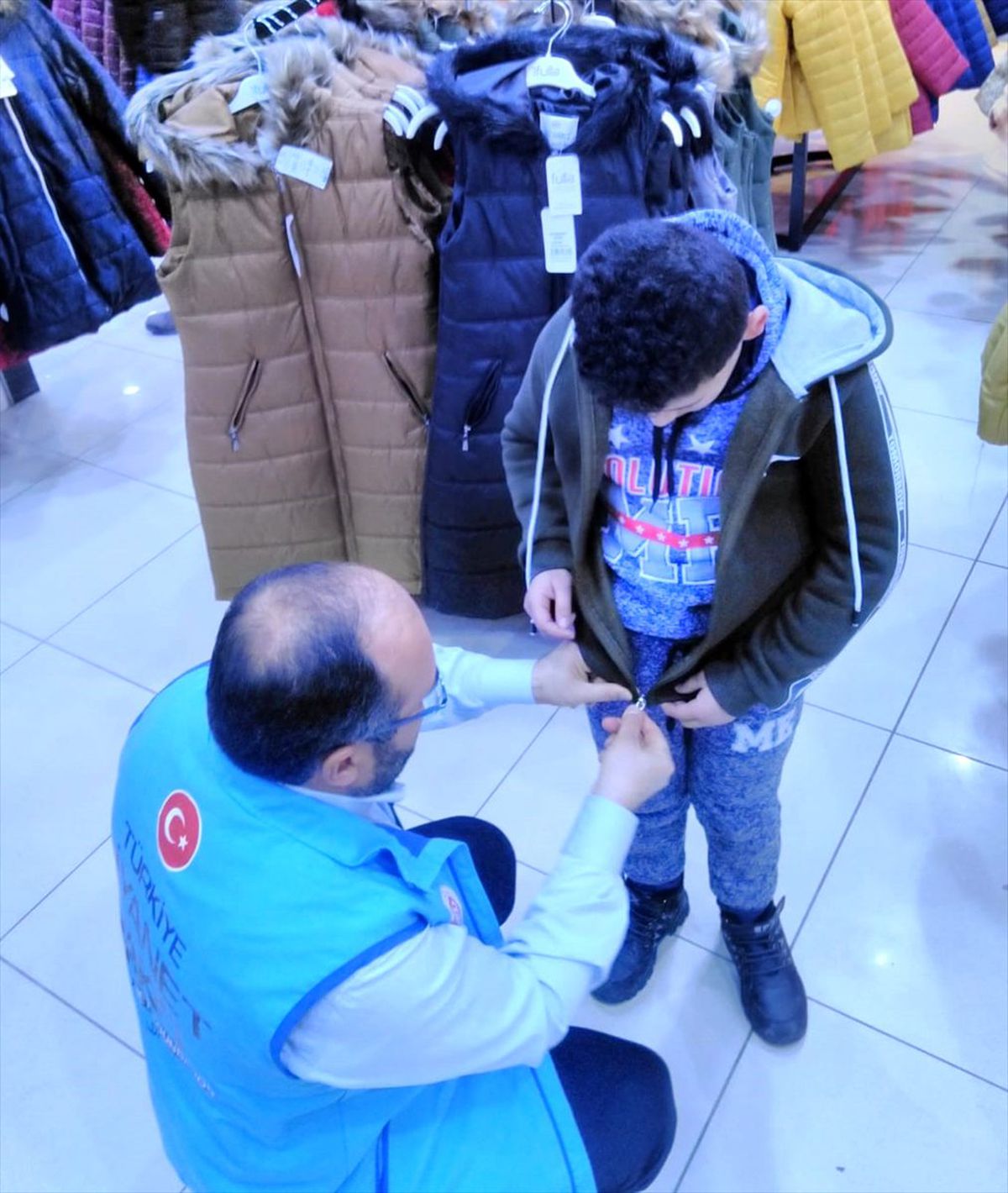 Kütahya\'da "Çocuklar Üşümesin Projesi"