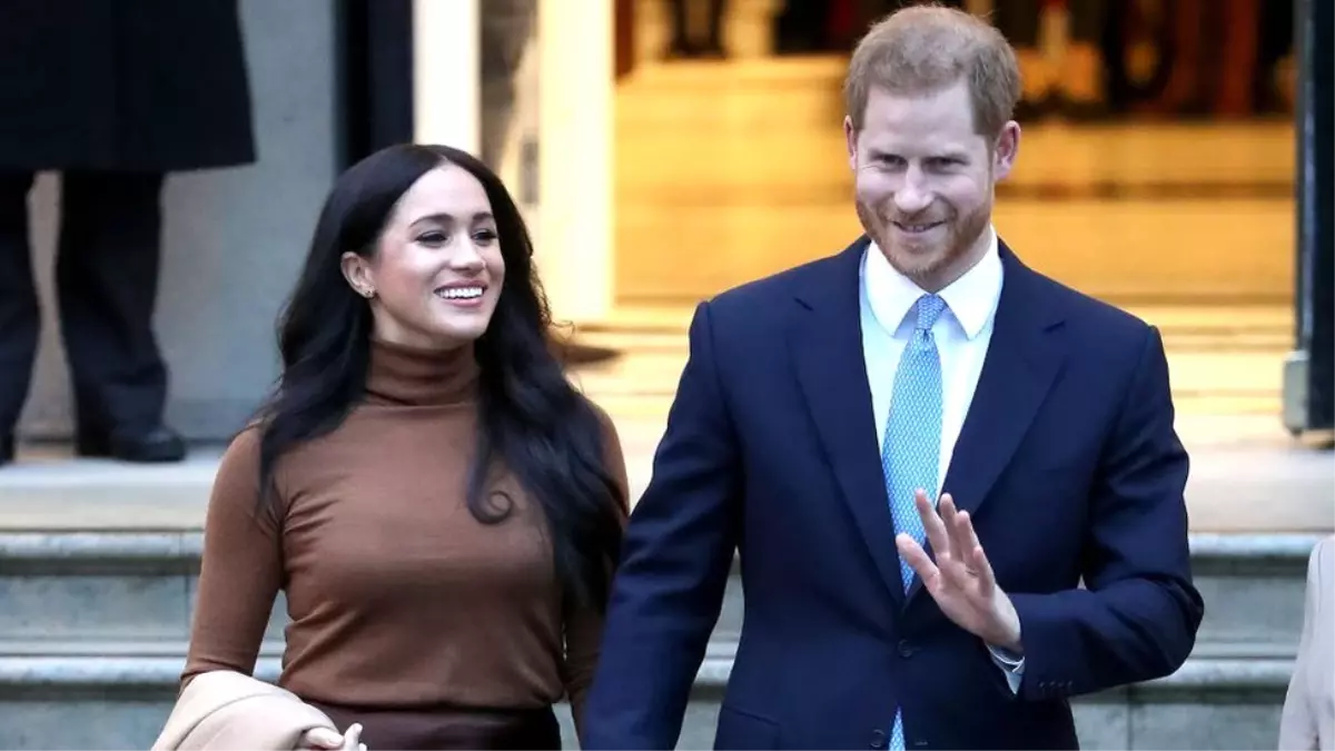 Prens Harry ve eşi Meghan kraliyet ailesindeki üst düzey görevlerinden çekildi