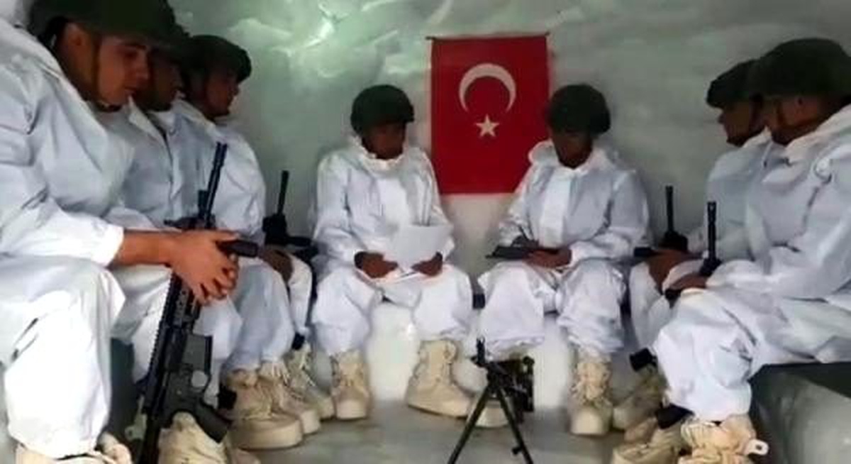 Mehmetçik, öğrencilerin mektubuna cevap verdi