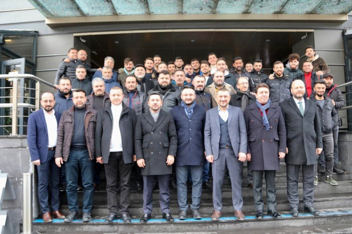 Nevşehir Belediyespor\'da Diyarbakır deplasmanı öncesi moral kahvaltısı