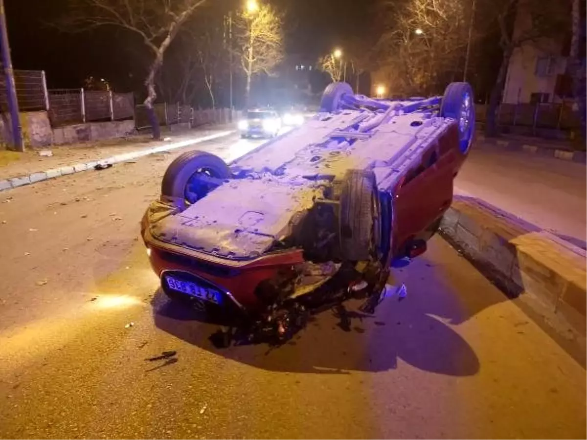 Otomobil takla attı, sürücü kaçtı
