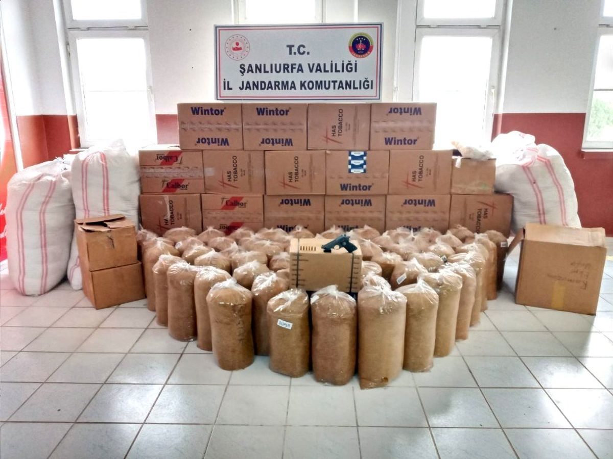 Şanlıurfa\'da kaçakçılık operasyonu: 4 gözaltı