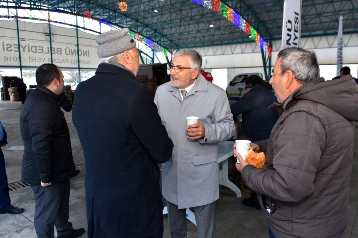 Soğuk sabahın sıcak çorbaları İnönü Belediyesi\'nden