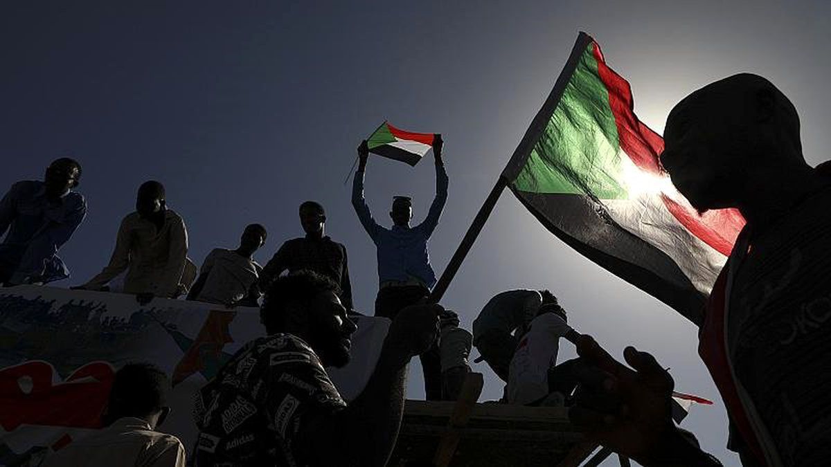 Sudan: Devrik lider Ömer el-Beşir\'in partisi Ulusal Kongre\'nin mal varlıklarına el konuldu