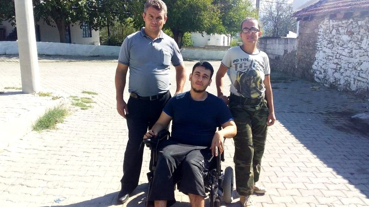 Ural; "Köprü vazifesi görüyoruz"