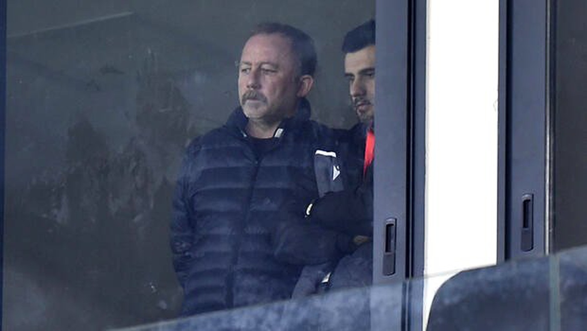 Yeni Malatyaspor\'da transfer zirvesi! Sergen Yalçın...