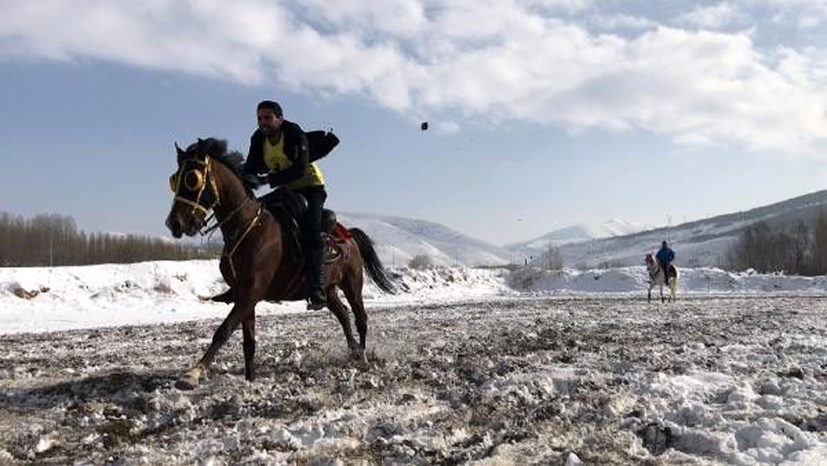 Ata sporu cirit Bayburt\'ta yaşatılıyor