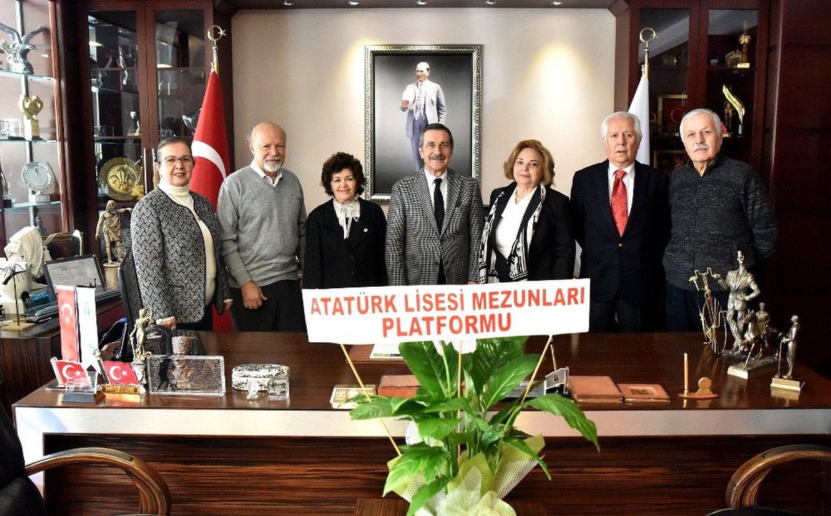 Atatürk Lisesi mezunlarından Ataç\'a ziyaret