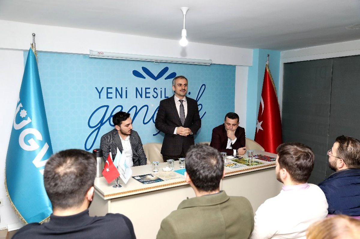 Başkan Çiftçi, "Geleceğe gençlerimiz yön verecek"