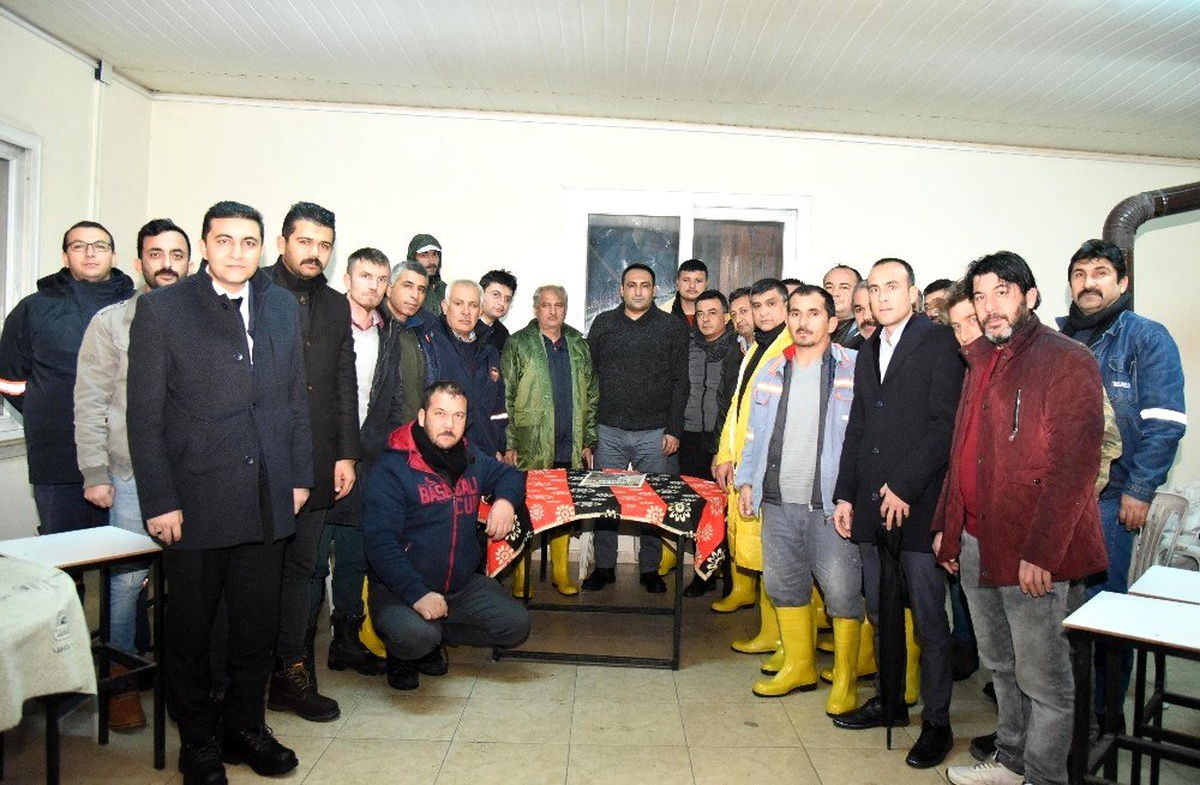 Başkan Yılmaz, personelin yemek ücretlerine yüzde 15 zam yaptı