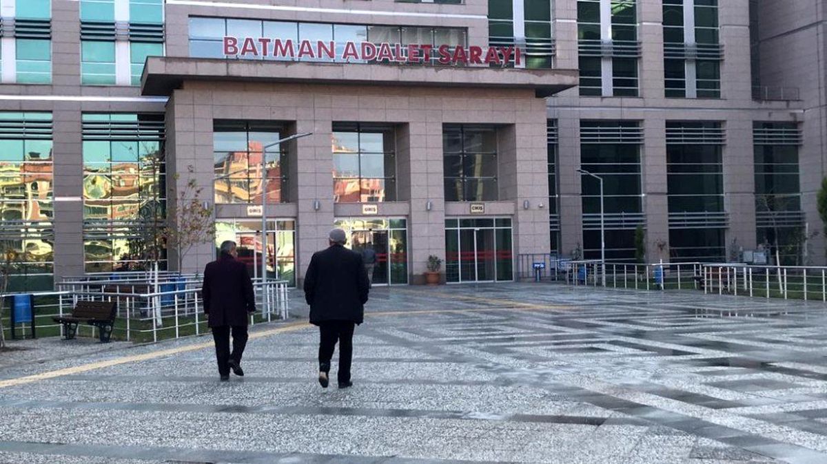 Batman\'daki DEAŞ operasyonunda 13 tutuklama