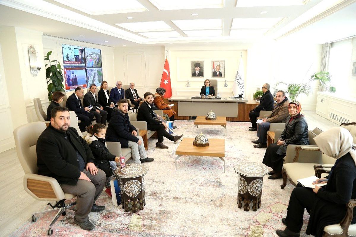 Belediye Başkanı Fatma Şahin halk buluşmasında