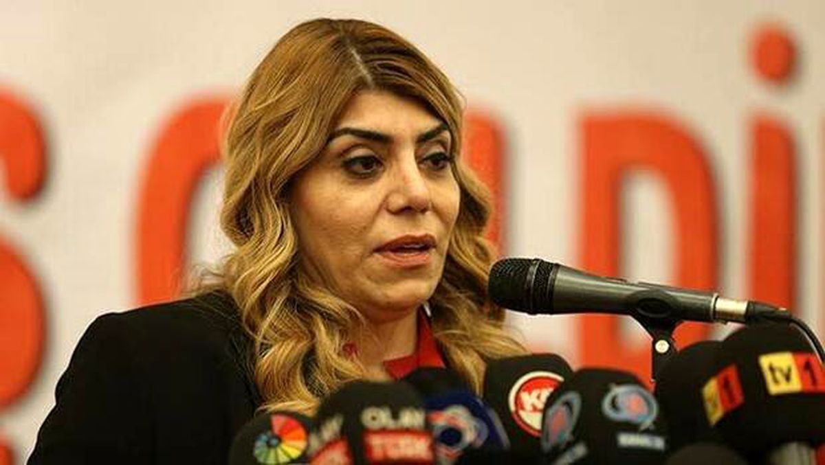 Berna Gözbaşı: \'Hepimiz hedefe kilitlendik. Tek düşüncemiz ligde kalmak\'