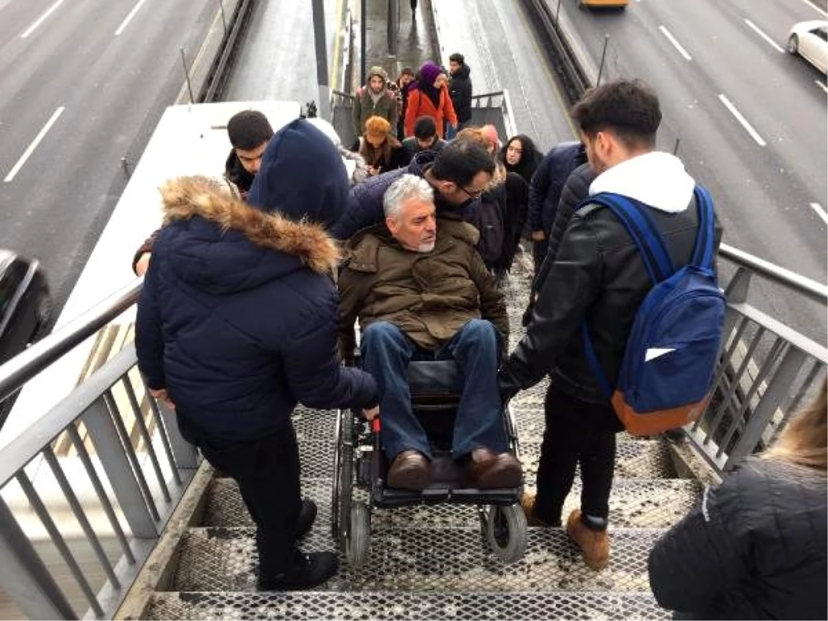 Beşyol metrobüs durağında engellilere asansör işkencesi sürüyor