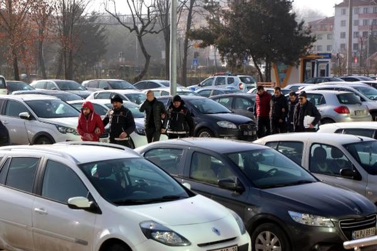 Bolu\'da, 4 uyuşturucu ticareti şüphelisi adliyede