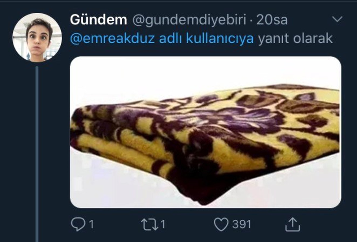 Bu Çekyatı Görünce Aklınıza Ne Geliyor Diye Sorulmuş Cevaplar İse Evlere Şenlik