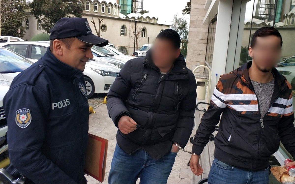 Cep telefonu hırsızlığına 3 gözaltı