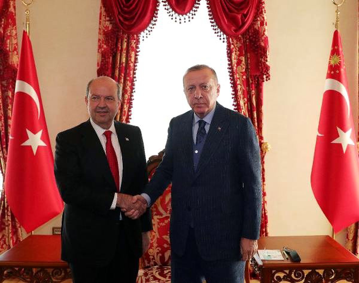 Cumhurbaşkanı Erdoğan KKTC Başbakanı Tatar\'ı kabul ediyor
