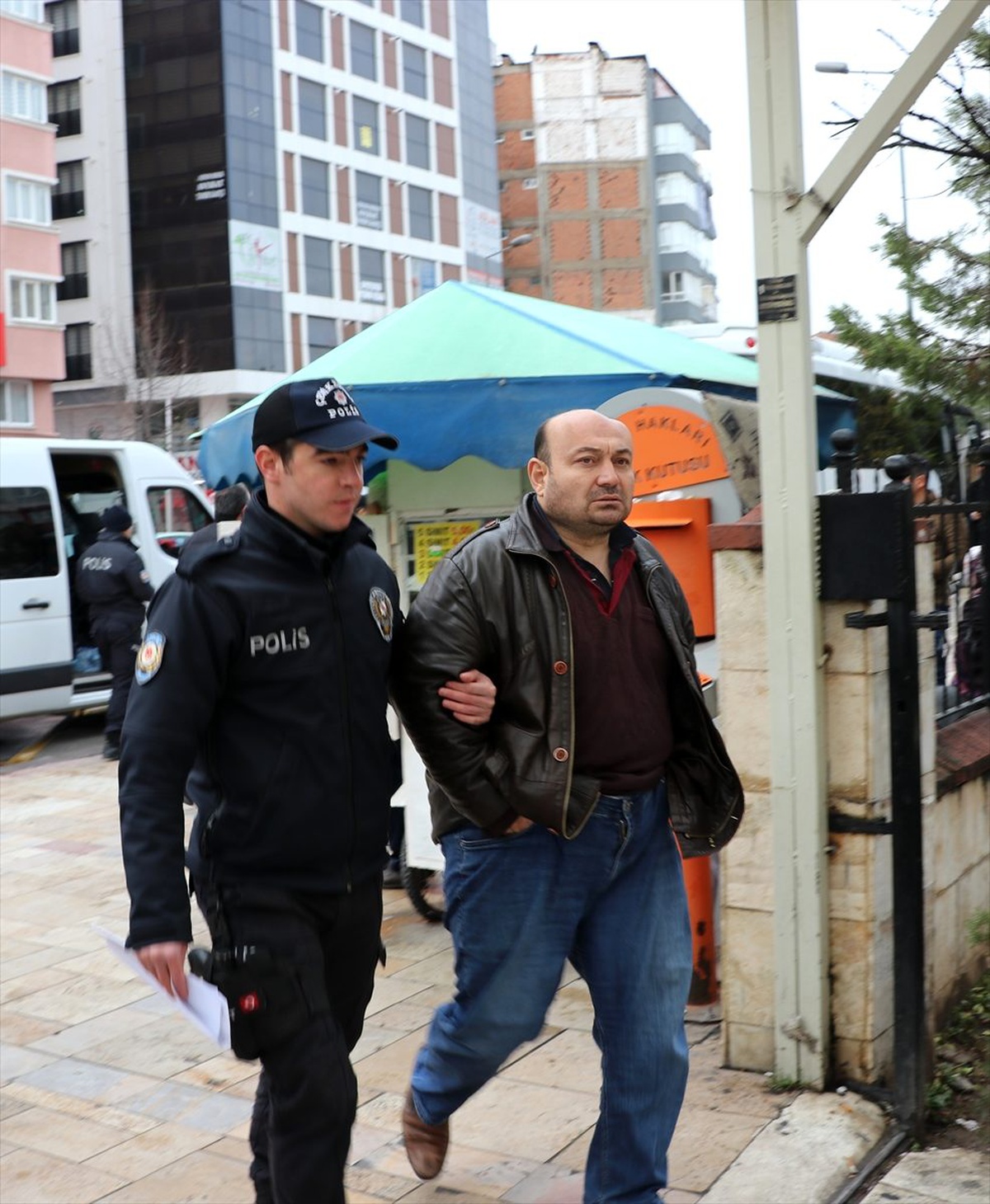 Denizli merkezli usulsüz engelli raporu operasyonu: 52 gözaltı