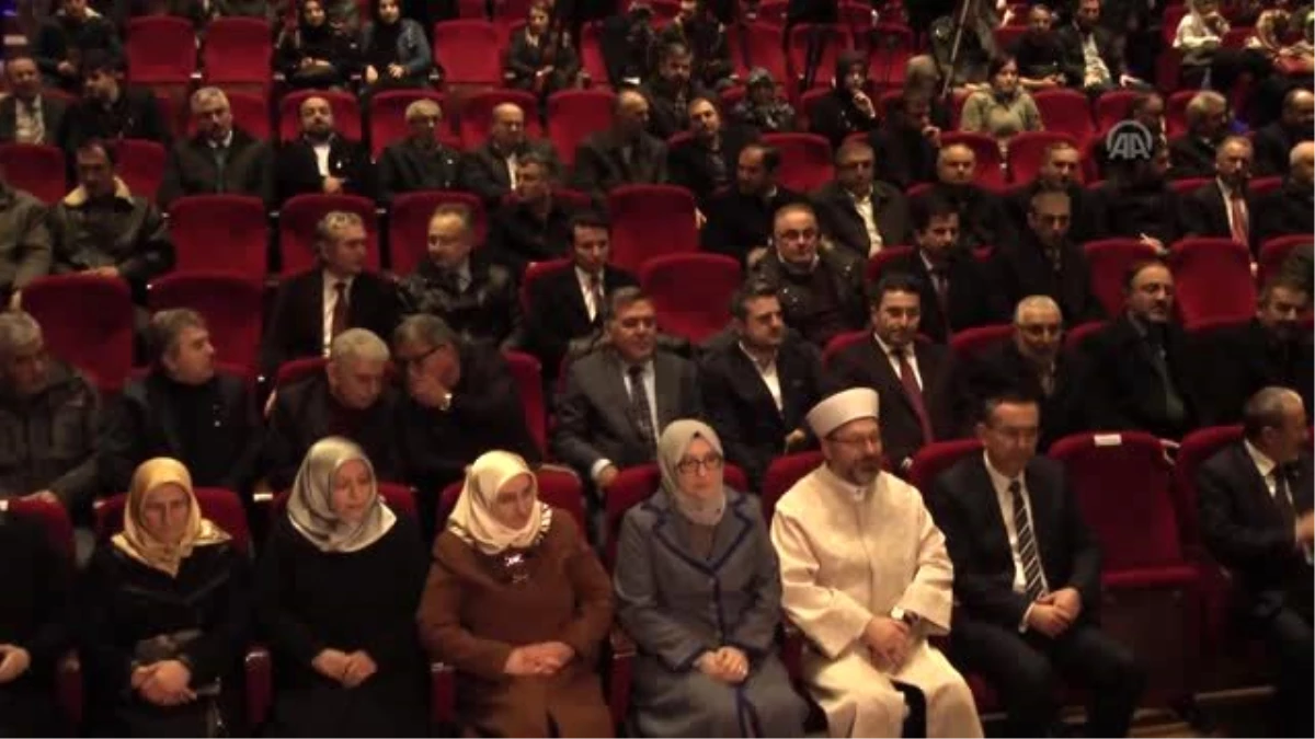 Diyanet İşleri Başkanı Erbaş, "Bilgiden Bilince" konferansına katıldı
