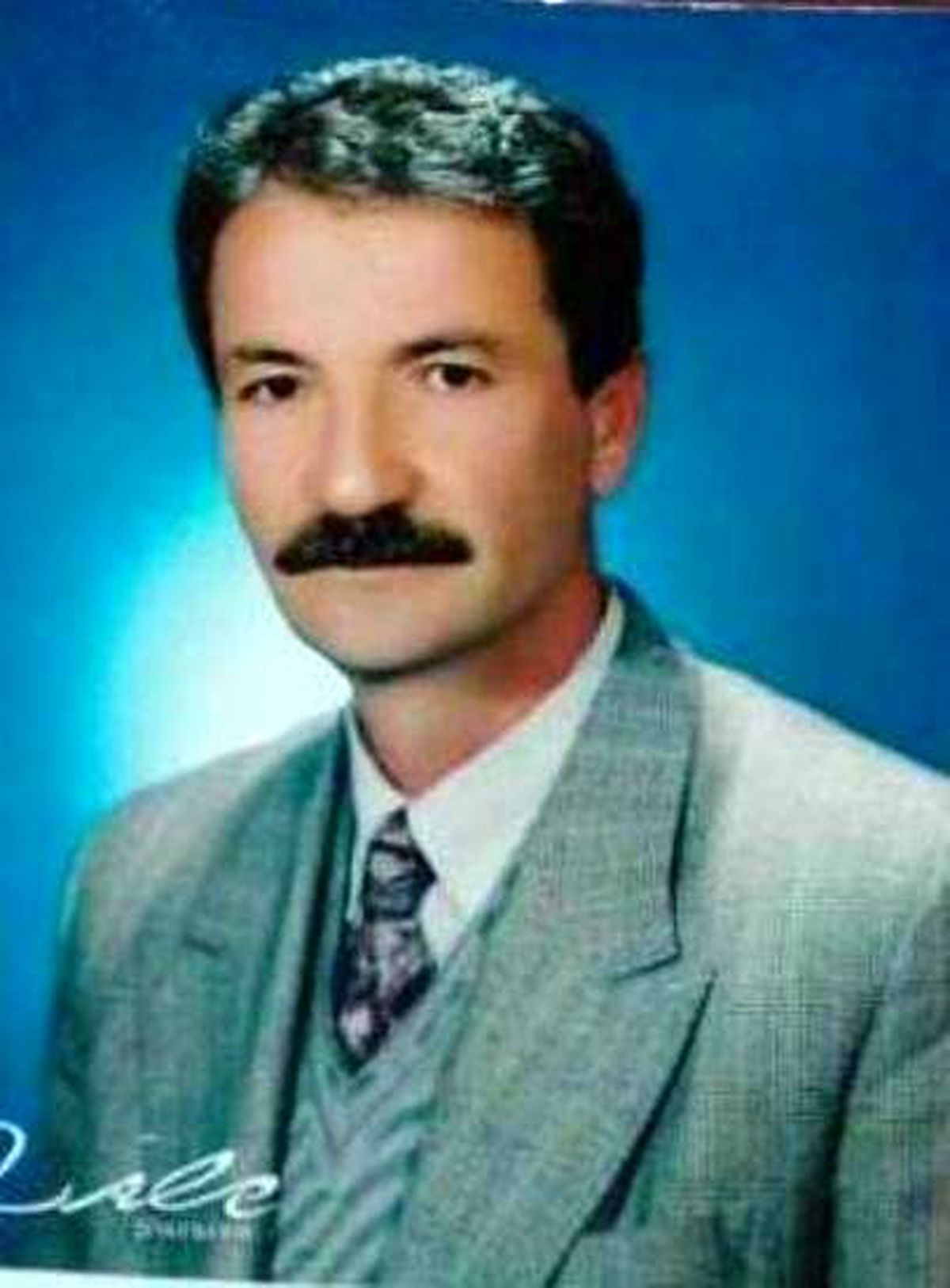 Gazeteci Aksaç, mezarı başında anıldı