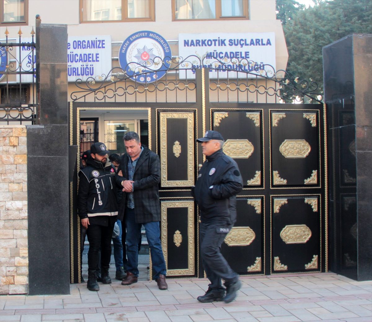 Hatay\'daki uyuşturucu operasyonunda Suriye uyruklu 3 şüpheli tutuklandı