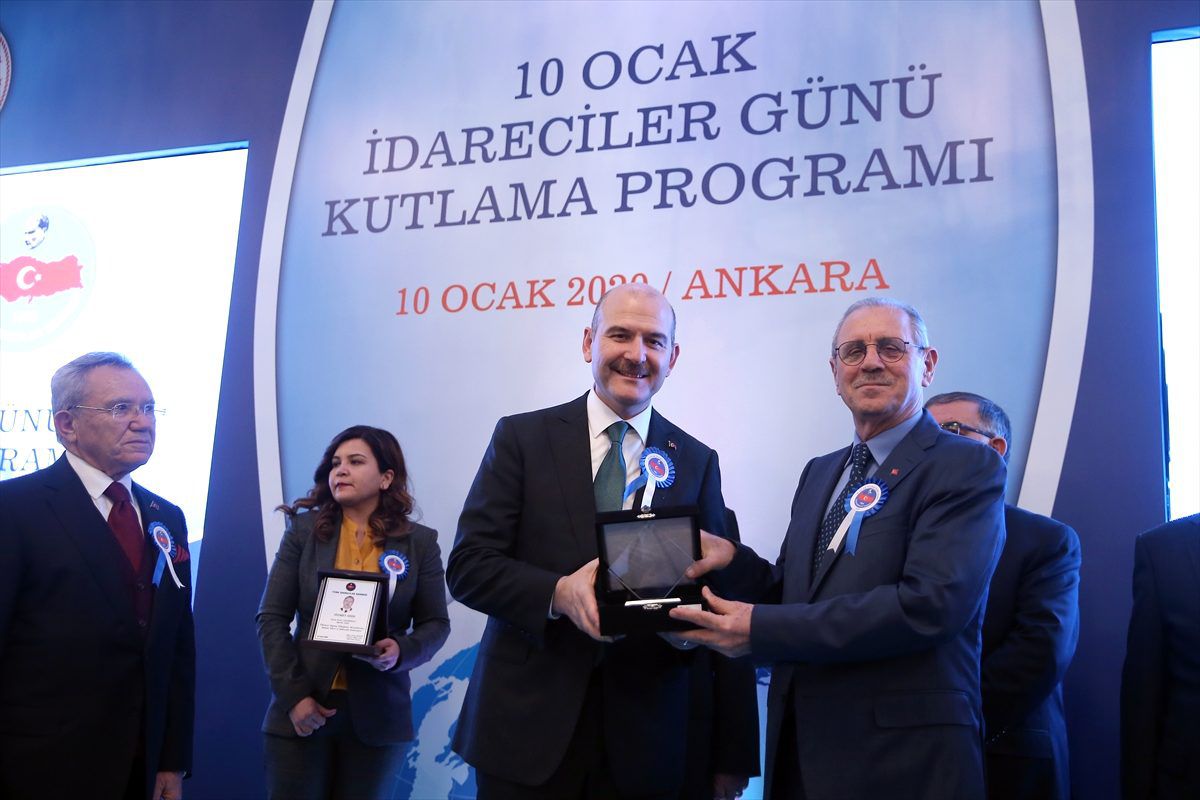 İçişleri Bakanı Süleyman Soylu, idarecilerle buluştu Açıklaması