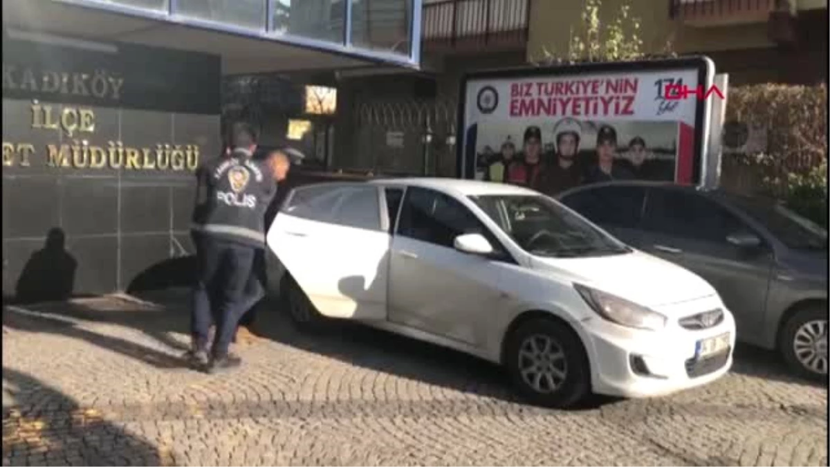 Kadıköy\'de yılbaşı gecesi taciz iddiası; şüpheli yakalandı