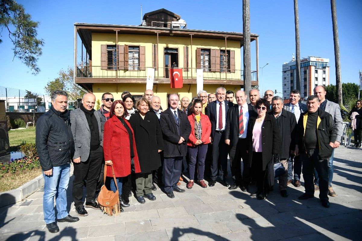 Karalar: "Halk lehine çalışan özgür basın hepimizin yararına"