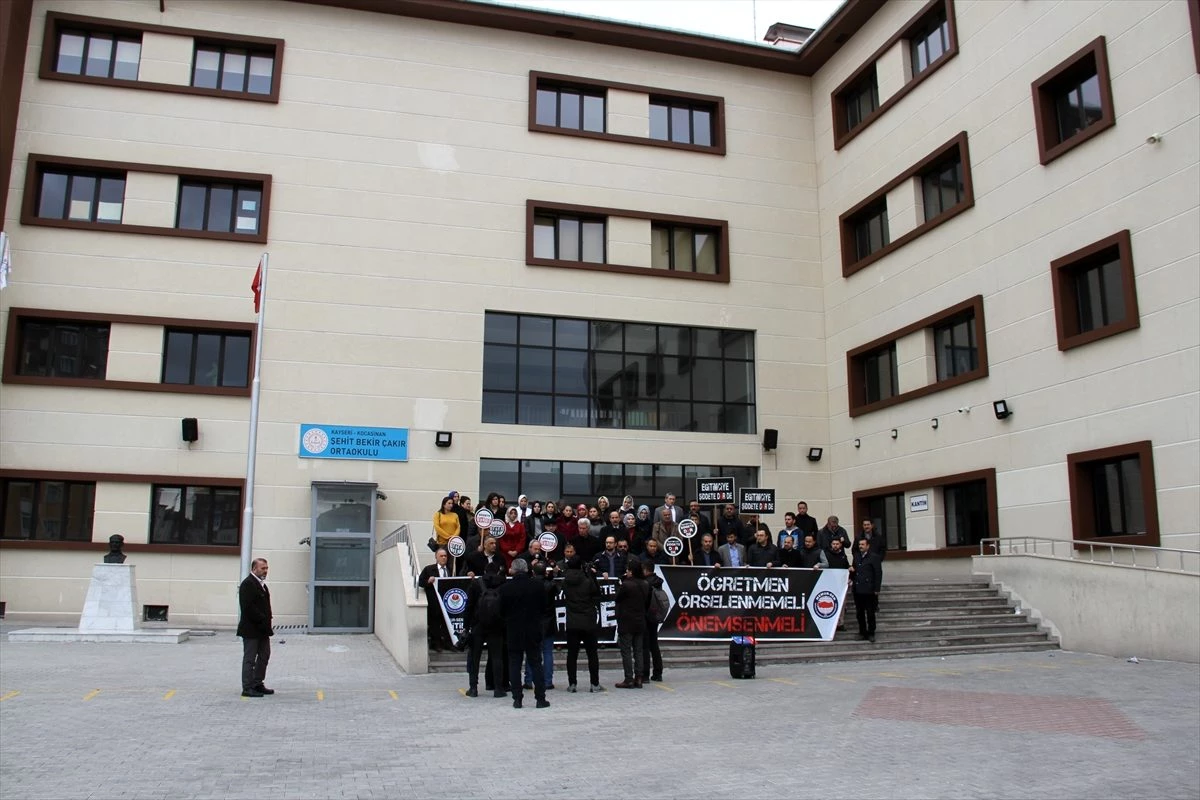 Kayseri\'de öğretmenin öğrencisinin yakınları tarafından darbedildiği iddiası