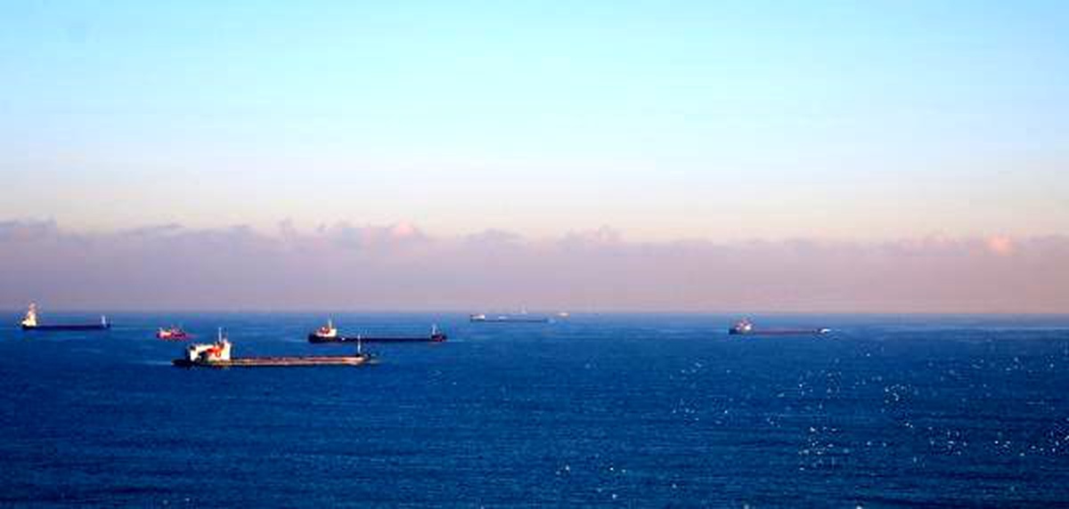 Kilyos açıklarında tanker ile balıkçı teknesi çarpıştı: 3 balıkçı aranıyor
