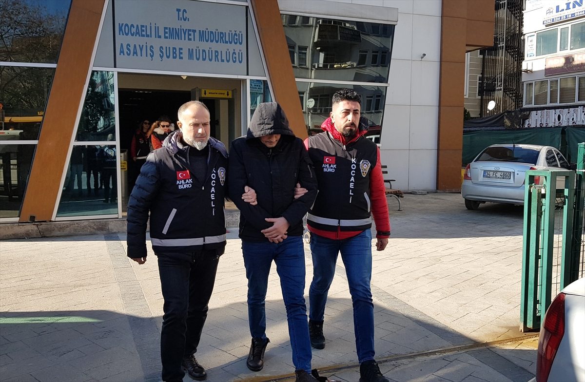 Kocaeli\'de fuhuş operasyonunda 5 şüpheli yakalandı