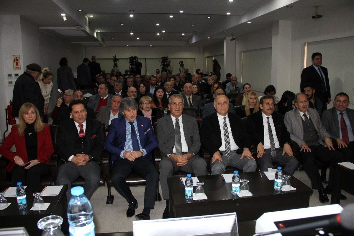 \'Medyanın Geleceği\' panelinde sorunlar masaya yatırıldı