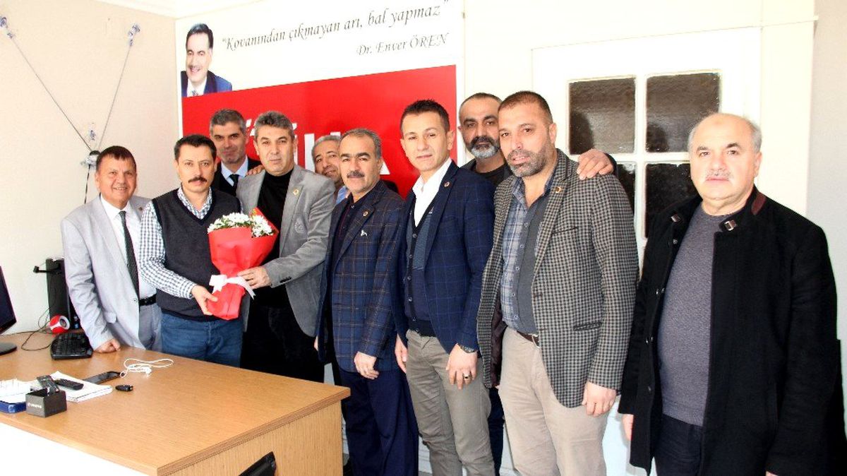 Muhtarlar 10 Ocak\'ta gazetecileri unutmadı