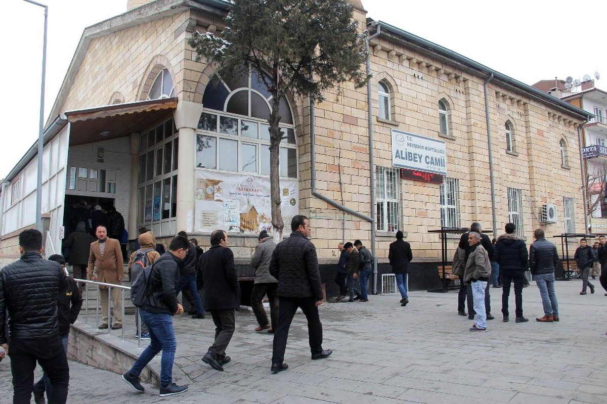 Nevşehir İl Müftülüğünden Cuma namazı açıklaması