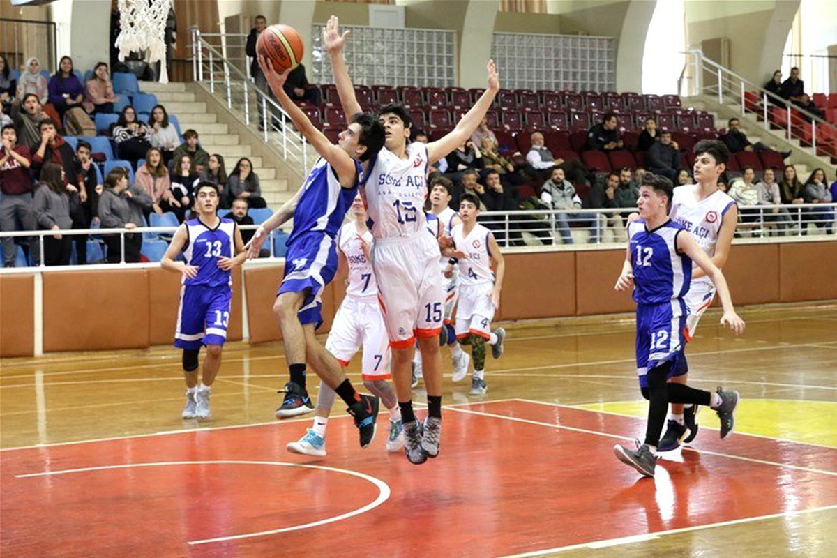 Okullar Arası Basketbol Genç Erkekler Müsabakaları yapıldı