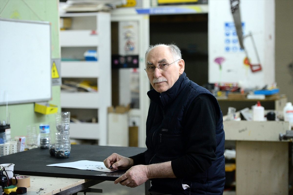 Sanayi atıkları usta ellerde sanat eserine dönüşüyor