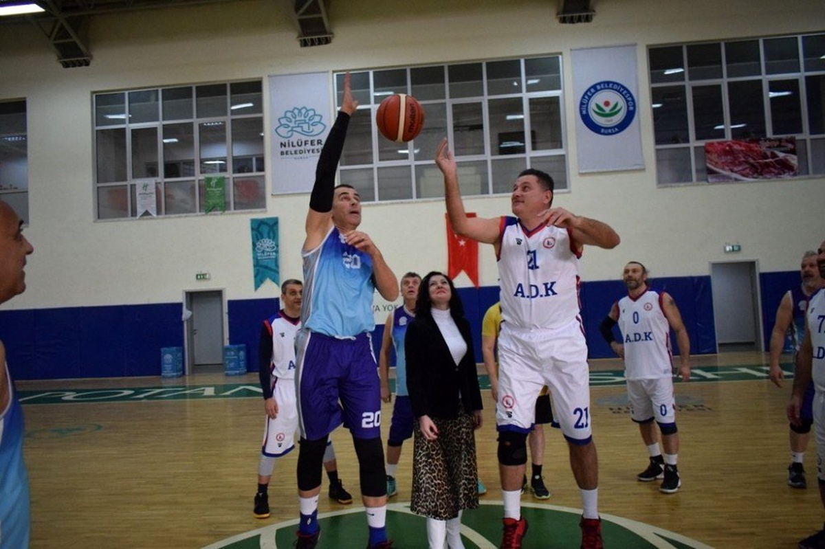 Veteran Basketbol Turnuvası\'nda heyecan başladı