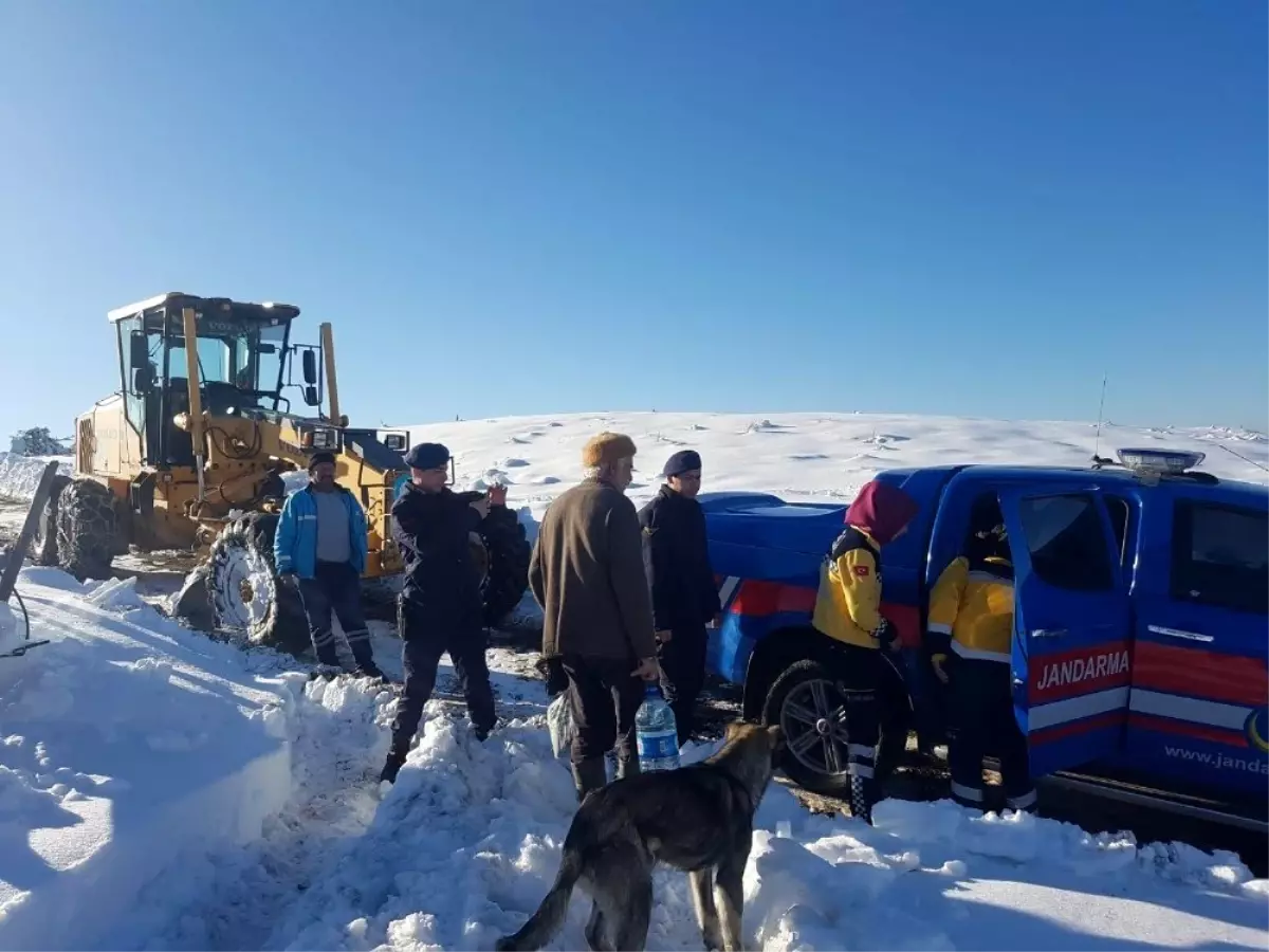 Yaylada rahatsızlandı, jandarma kurtardı