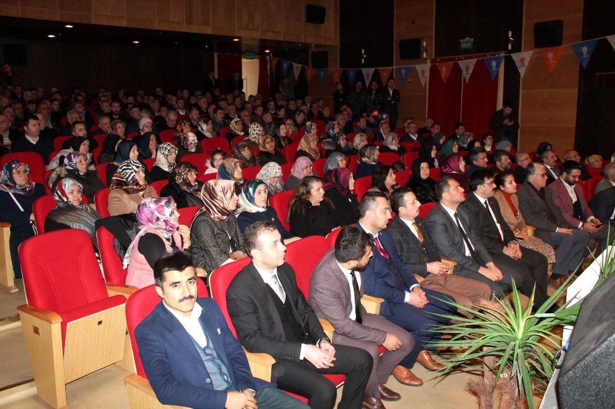 AK Parti Genel Başkan Yardımcısı Kandemir: "Gece gündüz çalışacağız"